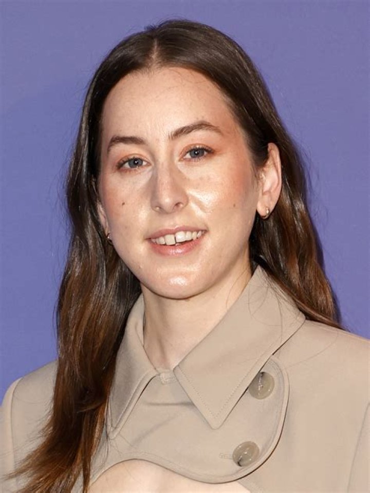 Алана Хаим (Alana Haim, Alana Mychal Haim) актриса обсуждение