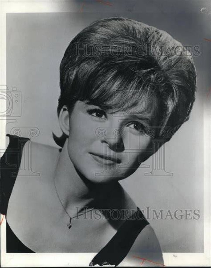 1965 Press Photo Brenda Ayres testifies against Cleveland Browns fullb