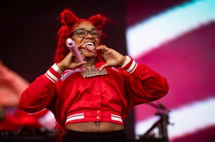 Check Her Out! Hot Rapper Armani Caesar is Already Worth