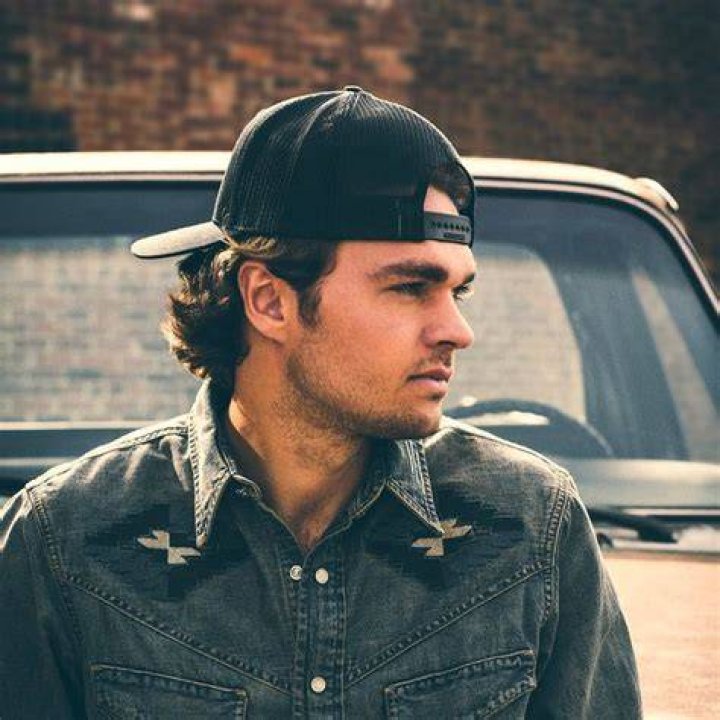 Conner Smith New Artist Of The Week interview Holler