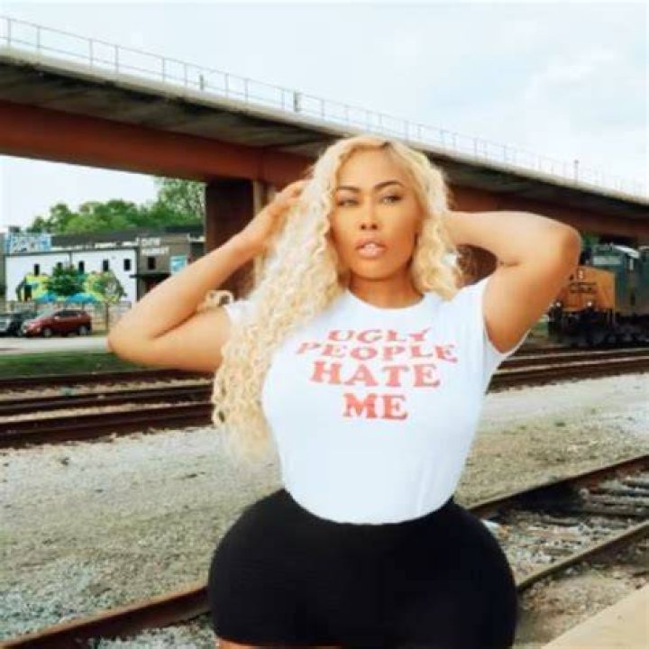 Épinglé sur Moriah Mills