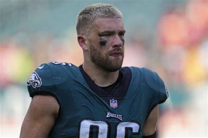 Eagles&rsquo; Zach Ertz trade could be coming as NFL deadline arrives