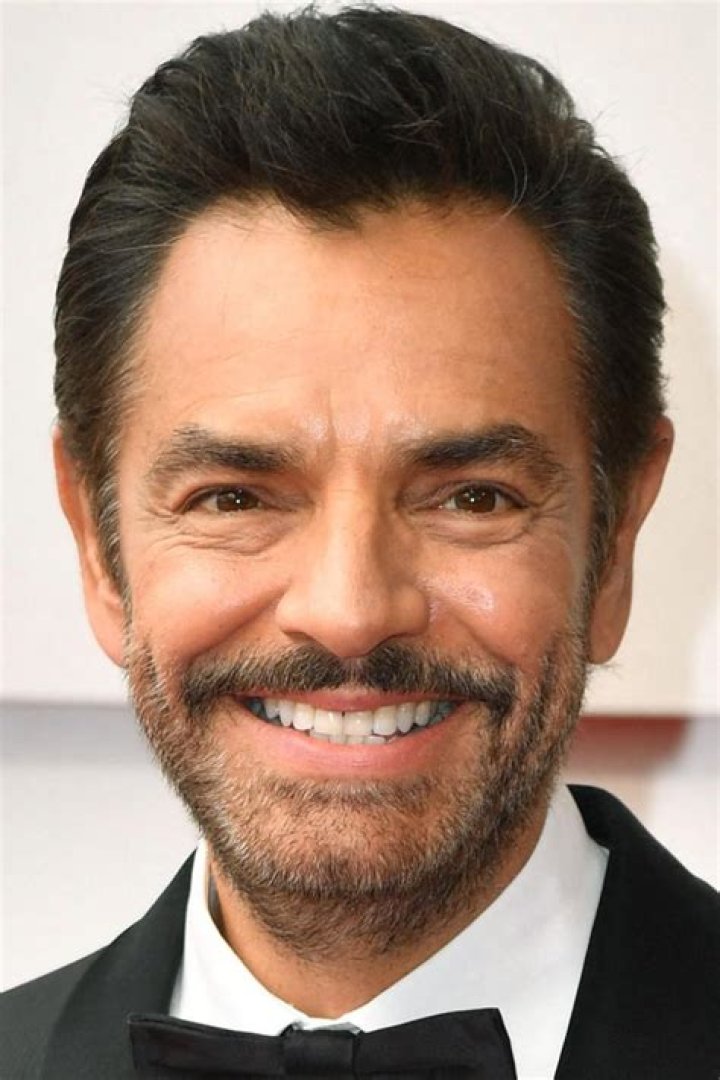 Exploring Eugenio Derbez's Net Worth And Wife