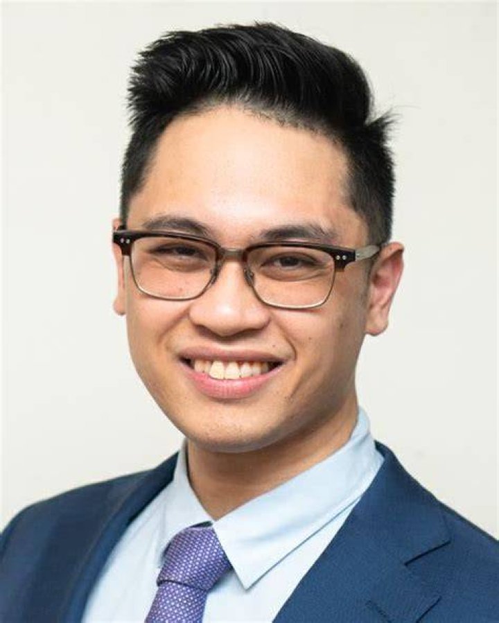 How Did Adrian Estrada Meet His Untimely End?, Yoo-height