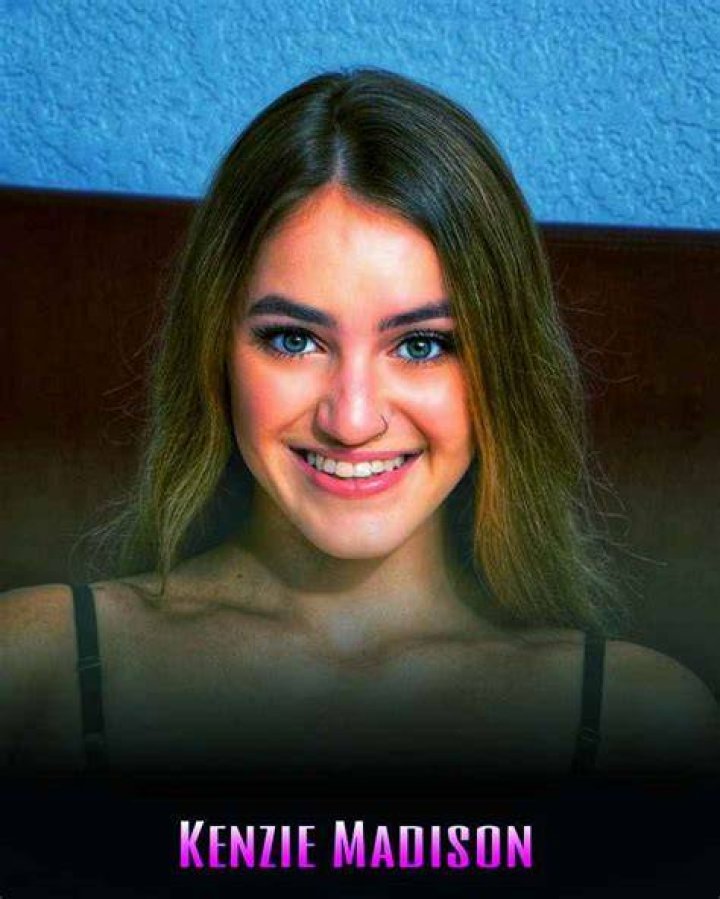 Kenzie Madison Scrolller