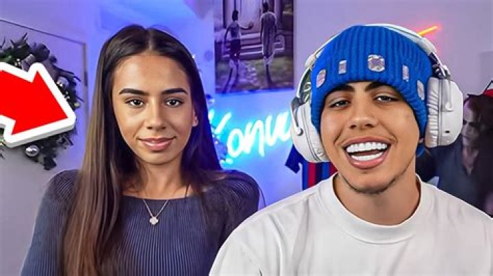 Konvy Brings His Sister On Stream And It Got Dangerous ! YouTube