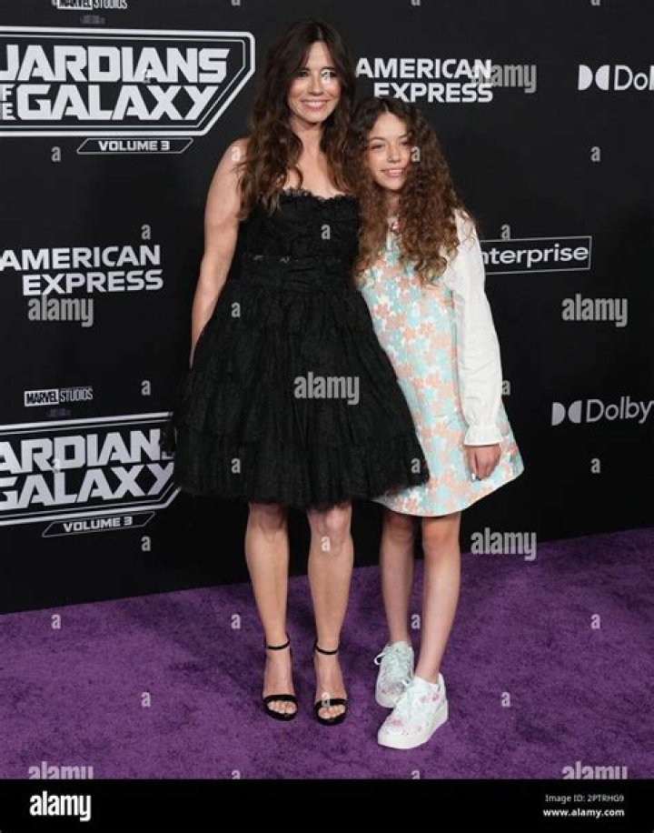 Lilah Rose Rodriguez Meet Linda Cardellini S