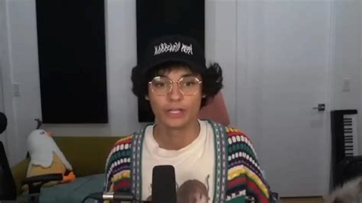 nickisnotgreen 