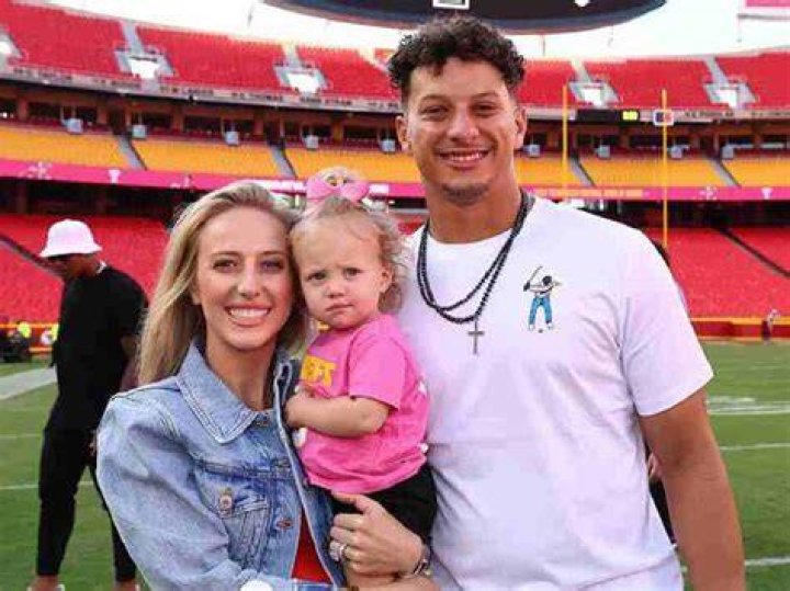 Patrick Mahomes Height, Girlfriend, Age, Weight & Records Sportitnow