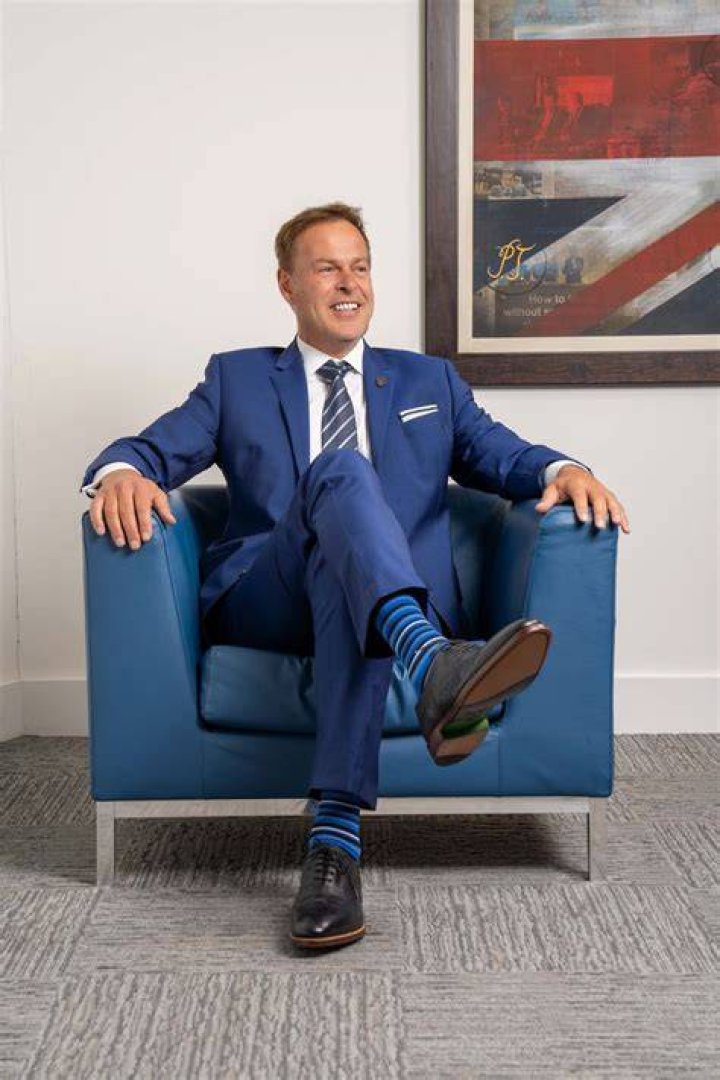 All About Peter Jones | Net Worth, Relationship, Career Peter Jones