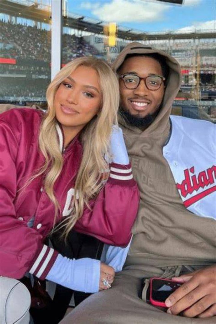 Tinara Westbrook Brother And Parents, Donovan Mitchell Girlfriend |