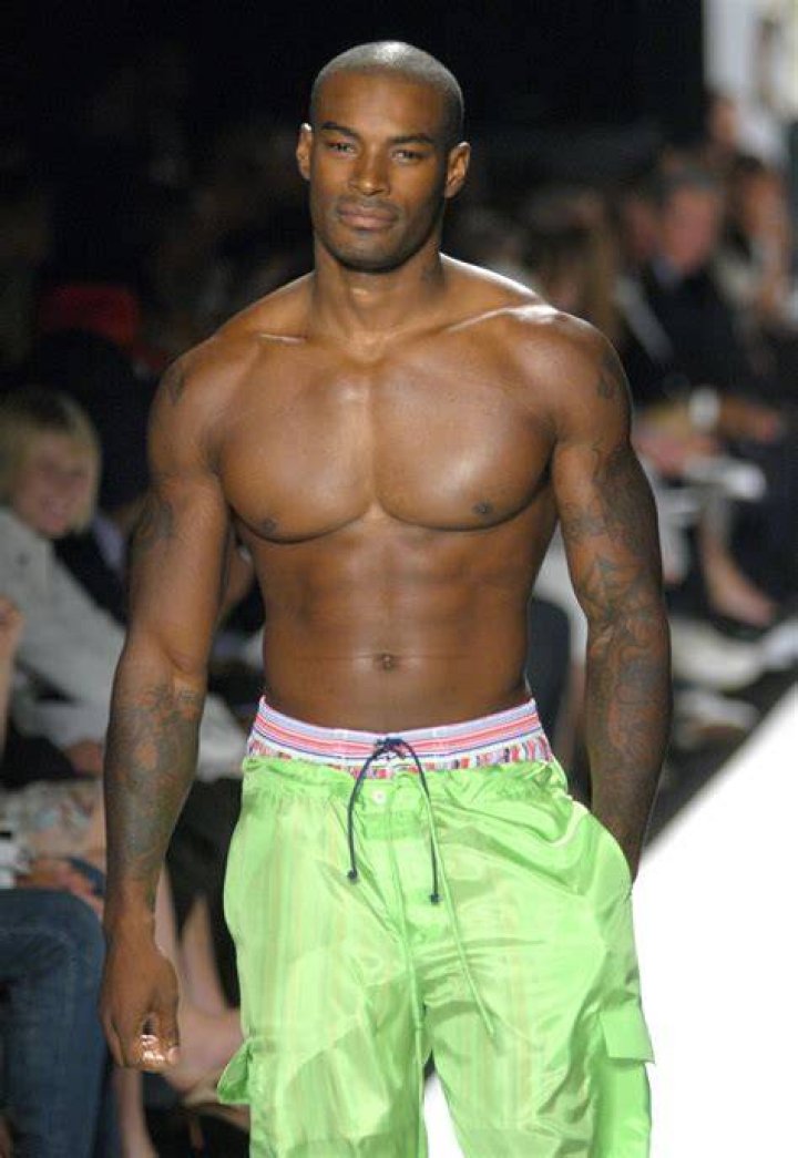 Tyson Beckford Shows Off His Buff Bod at Chippendales Las Vegas! Photo