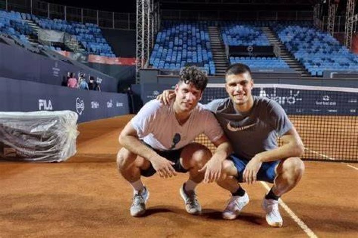 Unveiling The Dynamic Bond Of The Alcaraz Brothers: A Tennis Saga